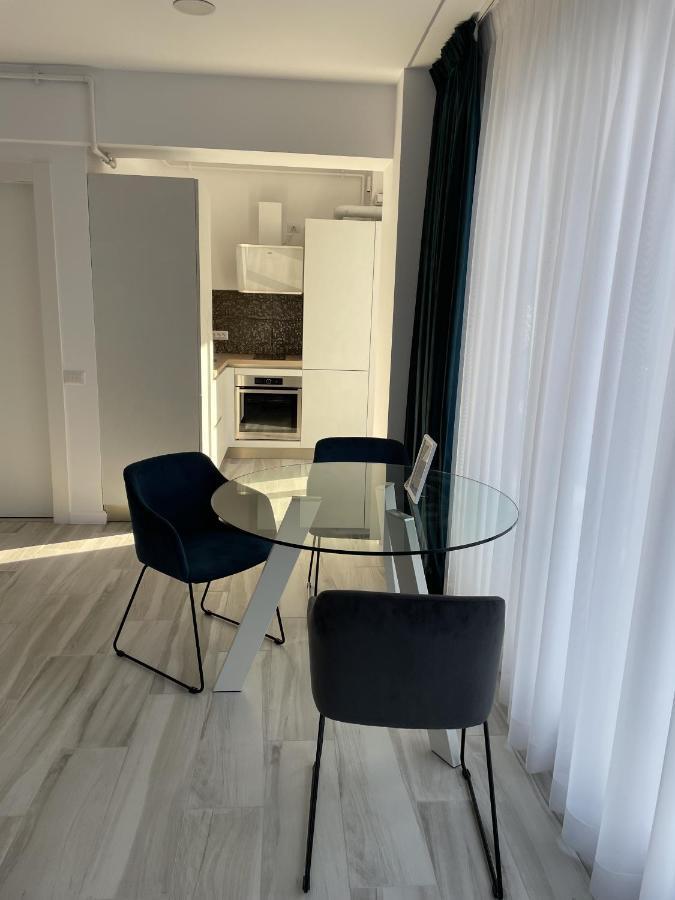 Avg By The Sea - Bel Air Apartments Mamaia Nord Экстерьер фото